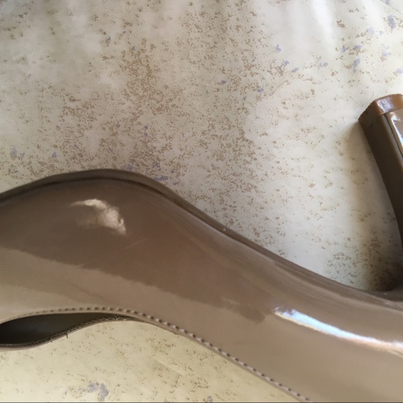 2 Pairs Heels Bundle - Picture 15 of 16